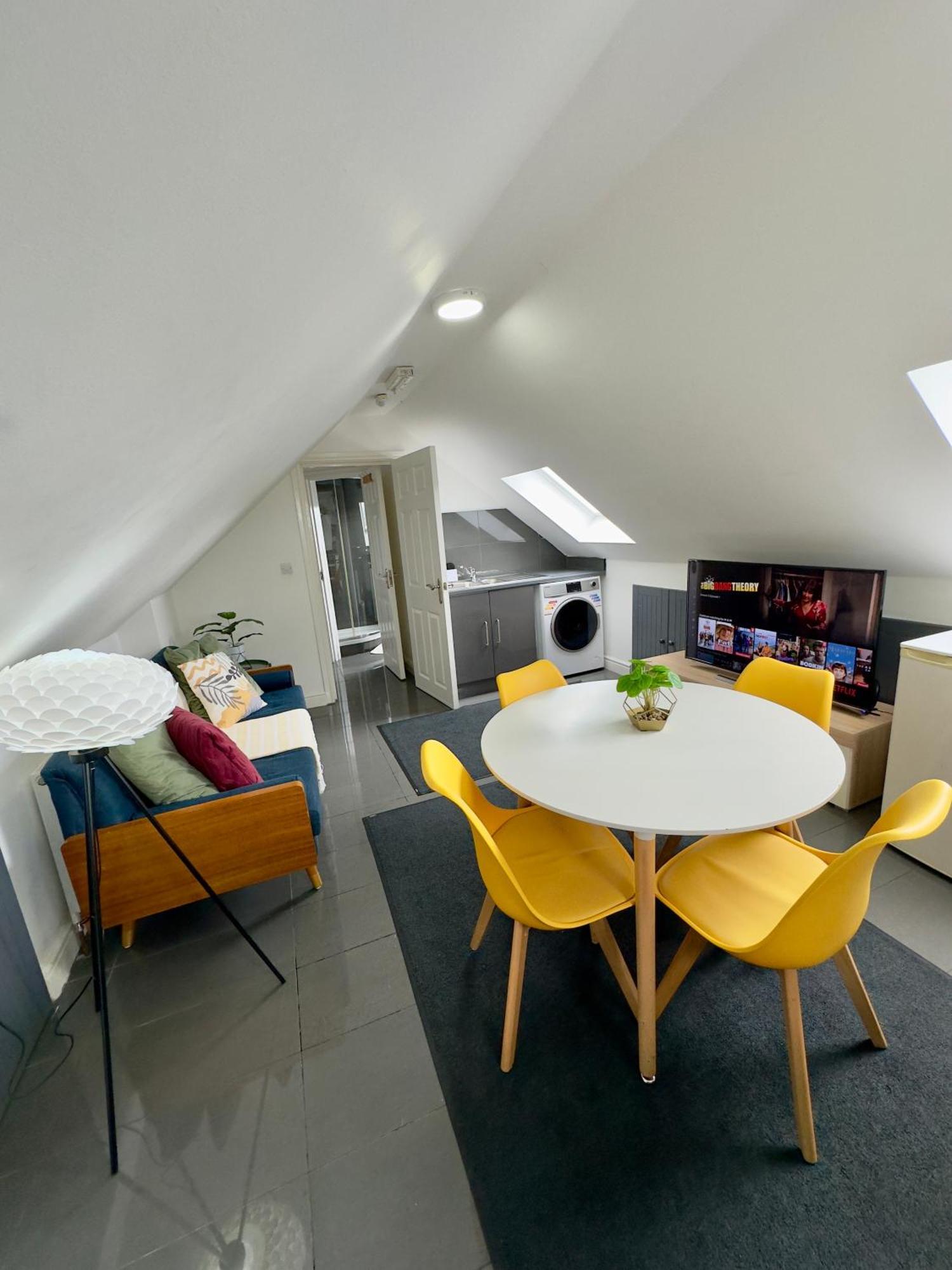 Cosy 3 Bed Apartment Near Birmingham Airport & Nec Perfect For Groups & Contractors! Экстерьер фото